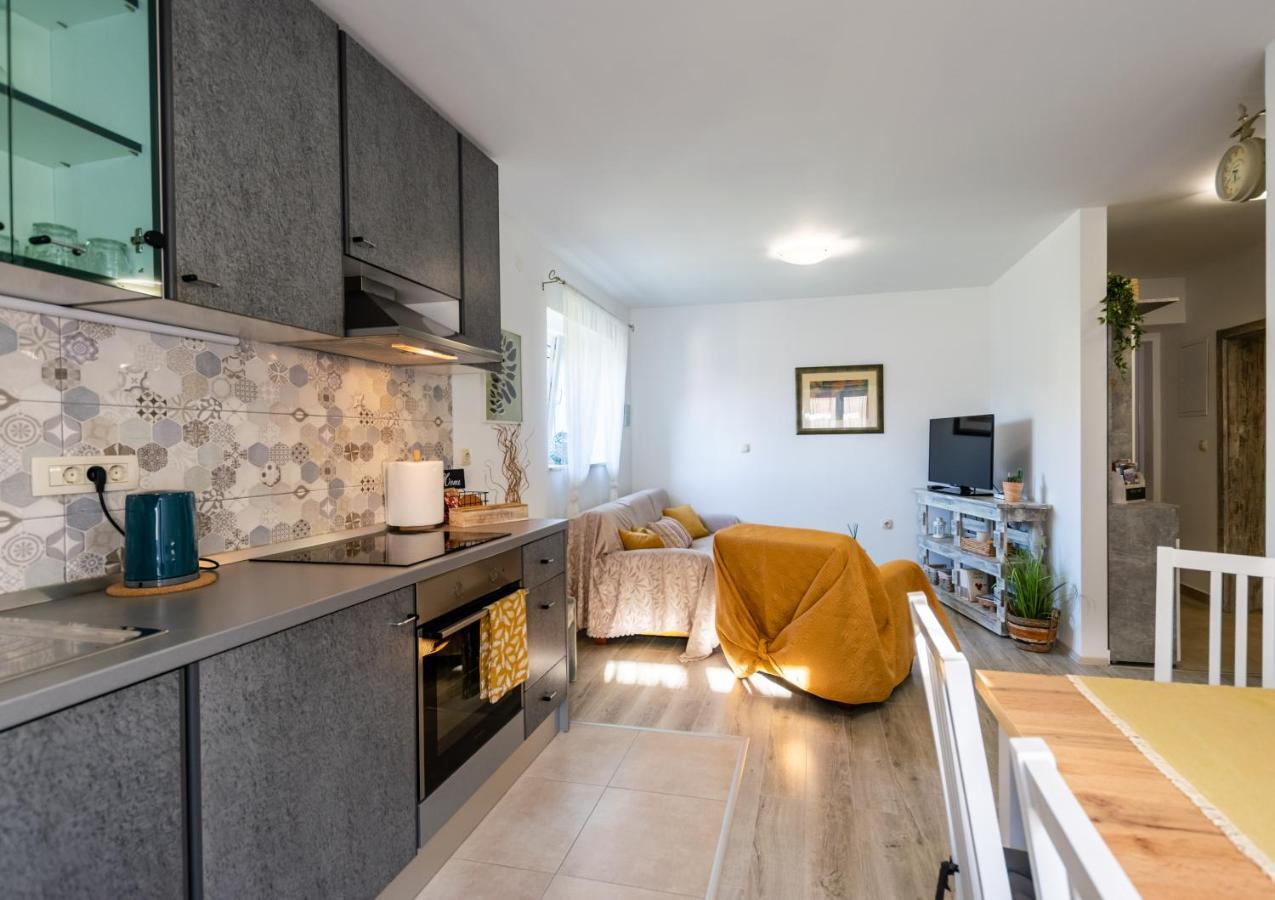 Apartman Tina Metković Exteriér fotografie